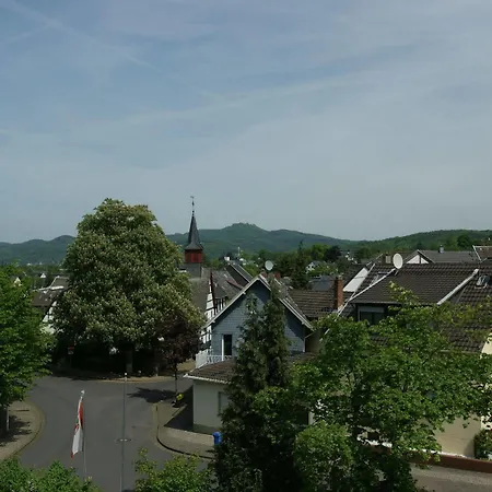 Burghotel Ad Sion Отель Rheinbreitbach