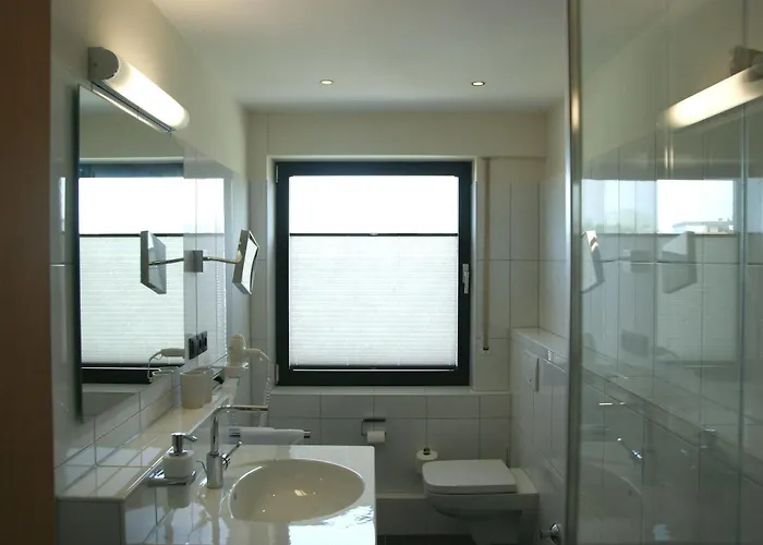 Otel Burghotel Ad Sion Rheinbreitbach